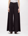 Loose fit black denim jeans