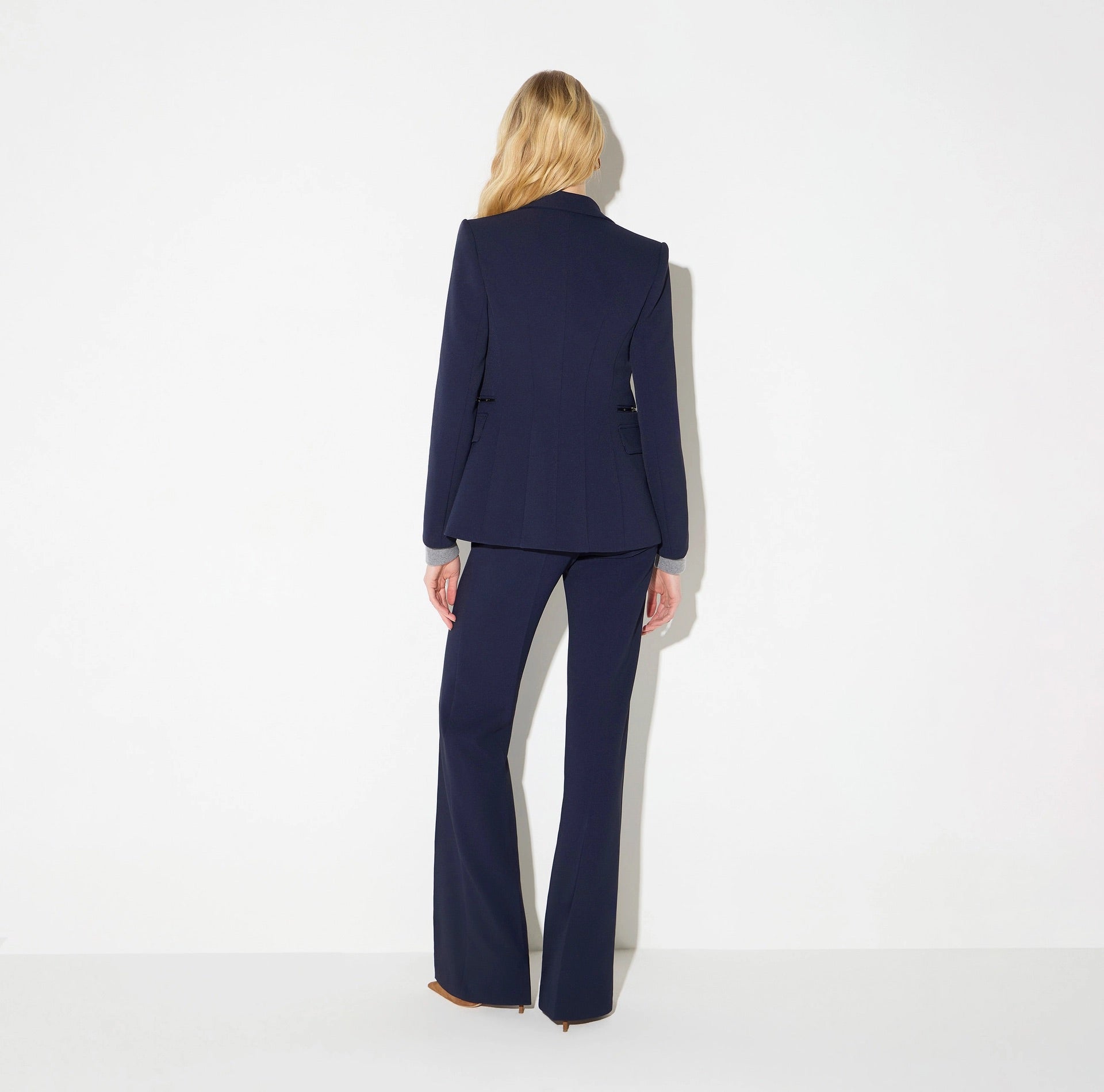 Jacket in double layer stretch crepe fabric