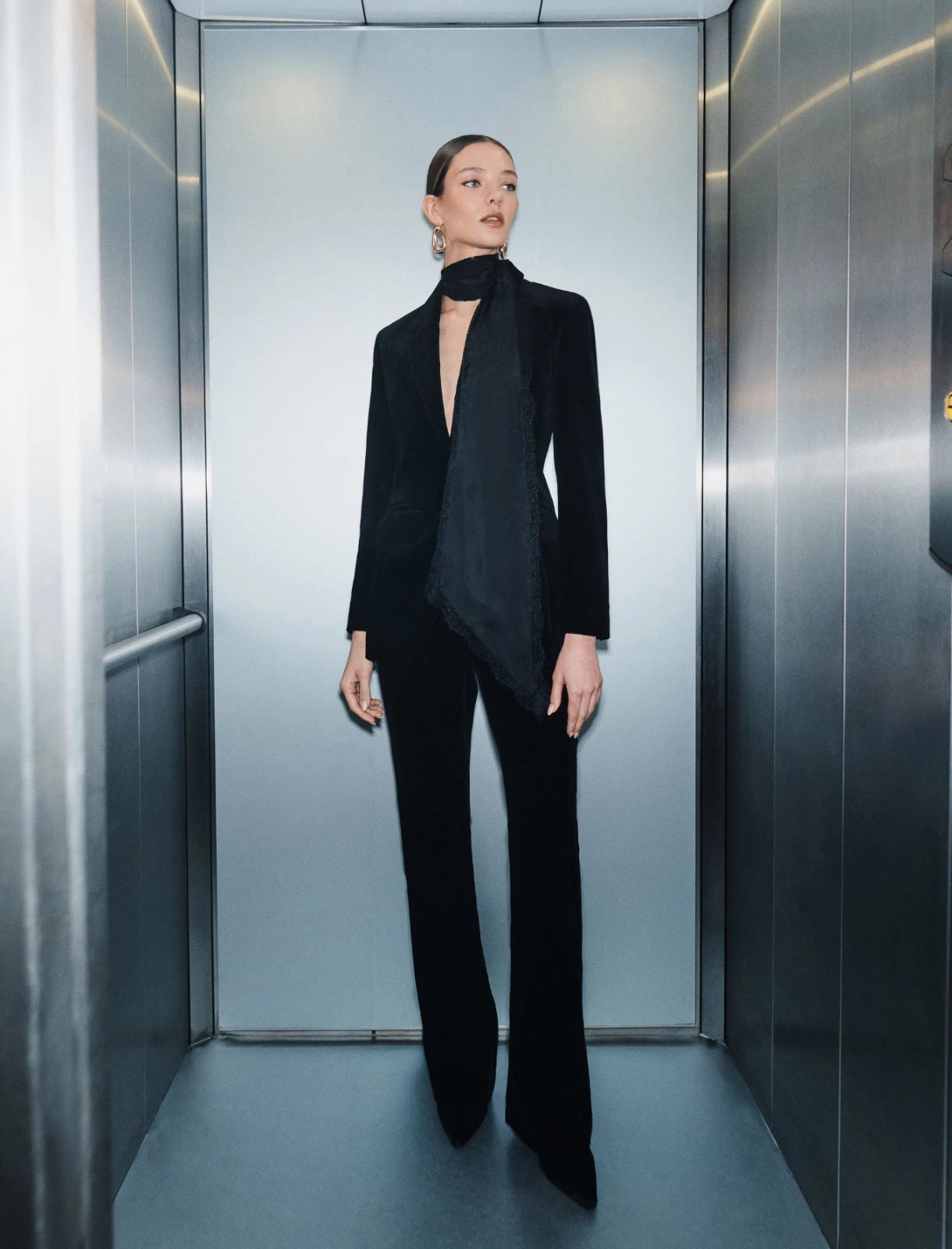 Slim velvet trousers