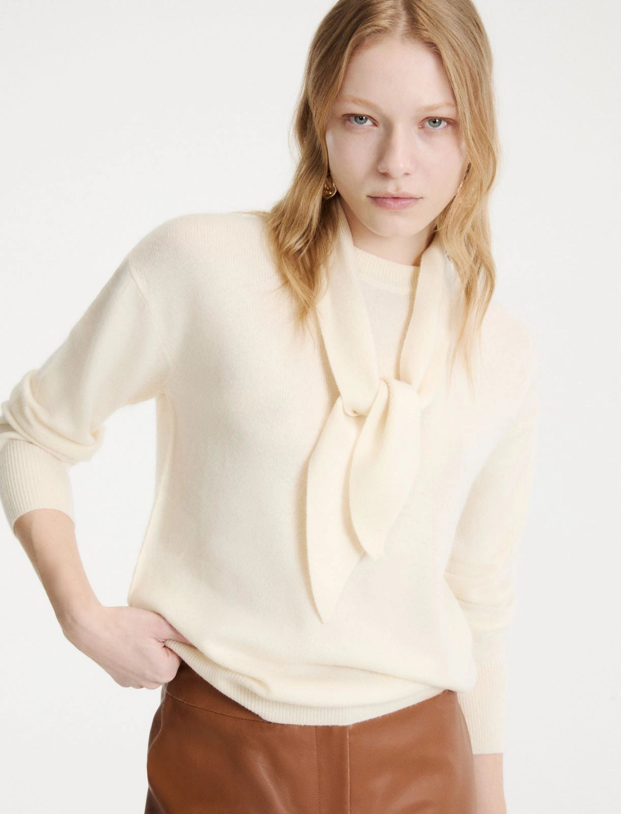 Cashmere and wool crew-neck jumper