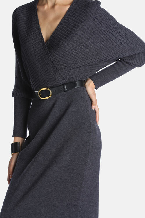 Elegant knitted midi dress