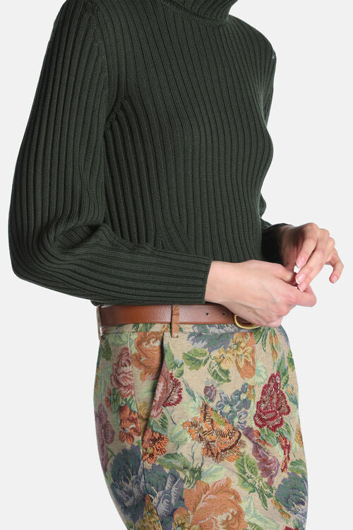 Balloon-sleeved sweater