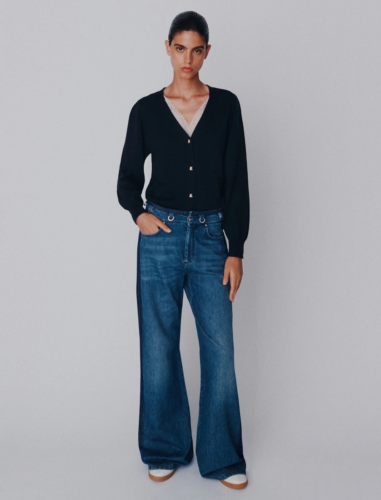MiLA Boutique high-waisted dark wash denim wide-leg jeans with darker side accents and 5-pocket styling.