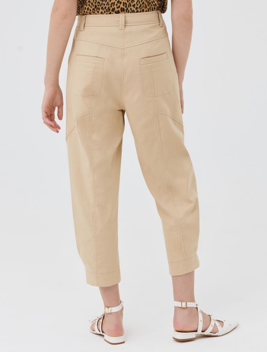 Carrot-fit trousers